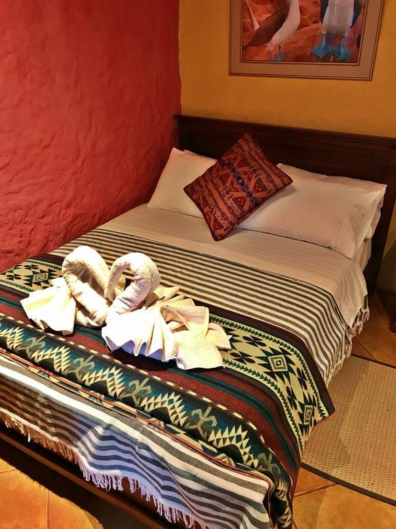 Lonesome George Ecolodge Puerto Ayora  Exterior photo