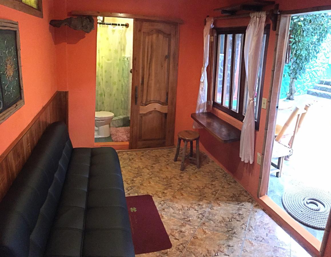 Lonesome George Ecolodge Puerto Ayora  Room photo