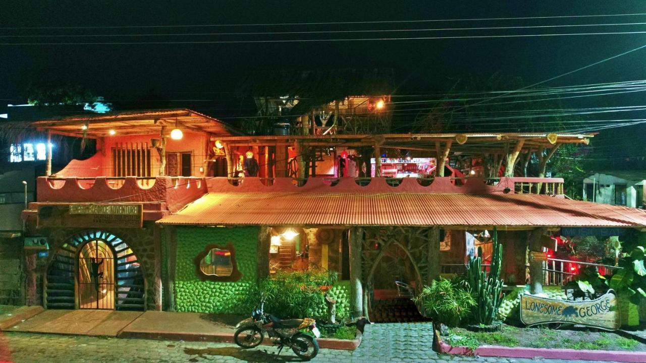 Lonesome George Ecolodge Puerto Ayora  Exterior photo
